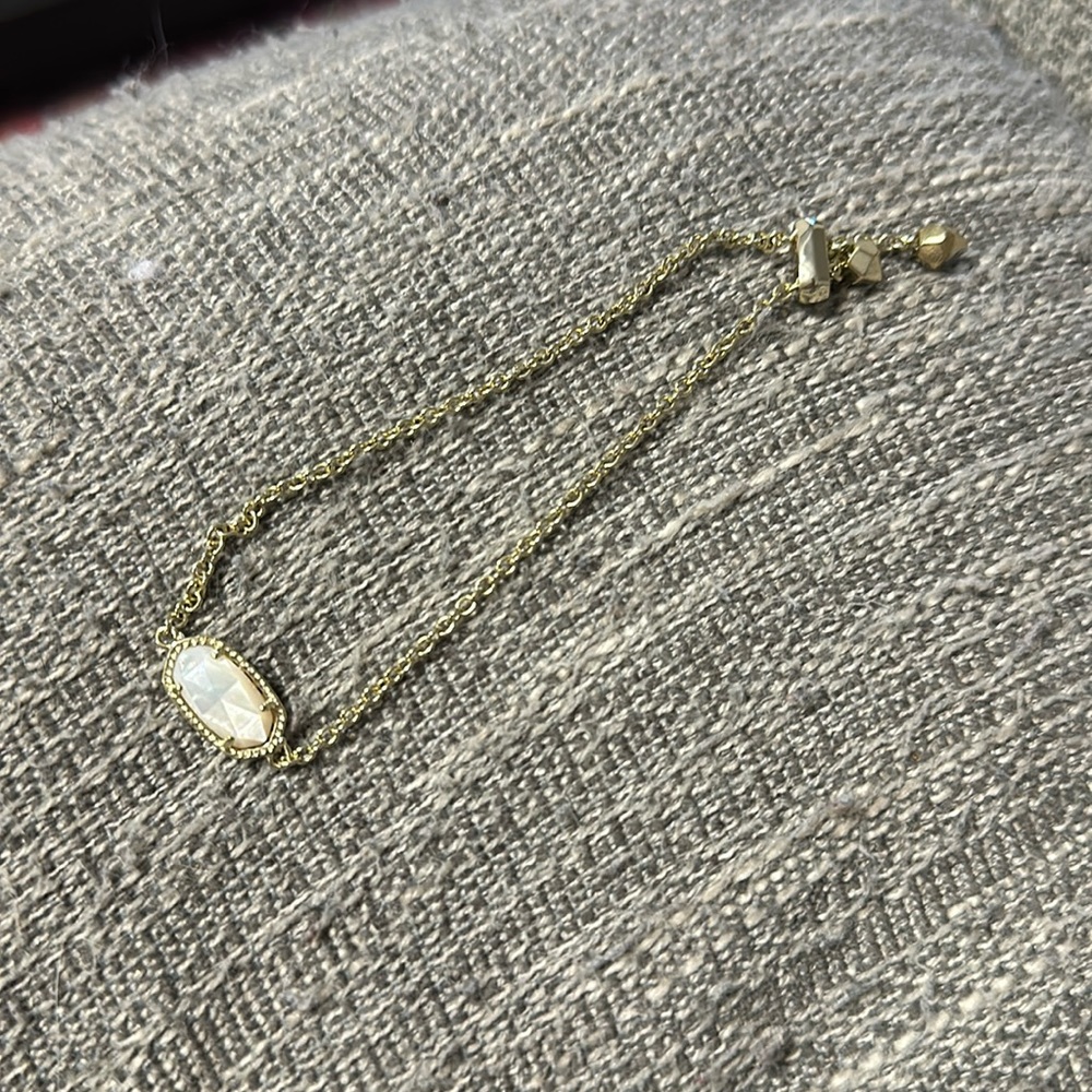 Kendra Scott white stone bracelet